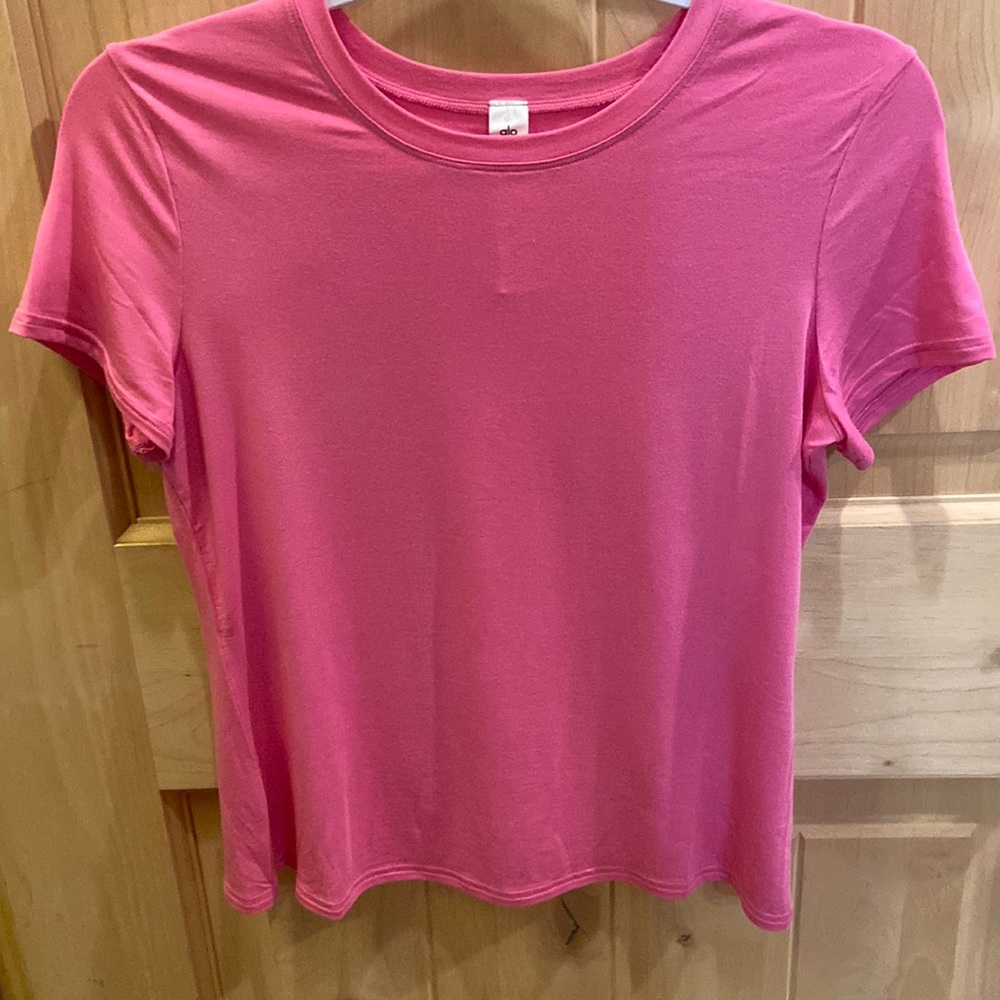 Alo Yoga Paradise Pink All Day Short Sleeve